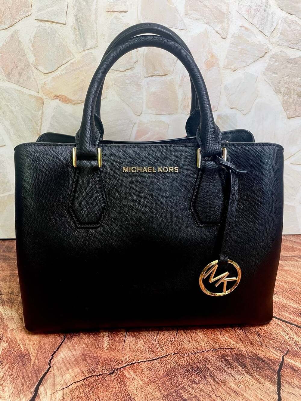 Michael Kors Sheila Medium Zip Satchel Black Saffiano Leather Handbag
